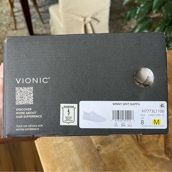 Vionic Oxford Sneakers Womens 8 Medium Winny White Nappa Leather In Box - Picture 3 of 8